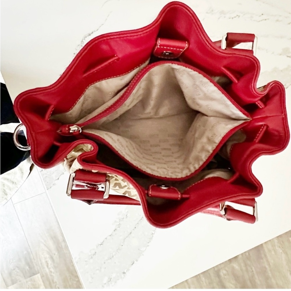 Michael Kors Brookville Tote - Picture 7 of 13
